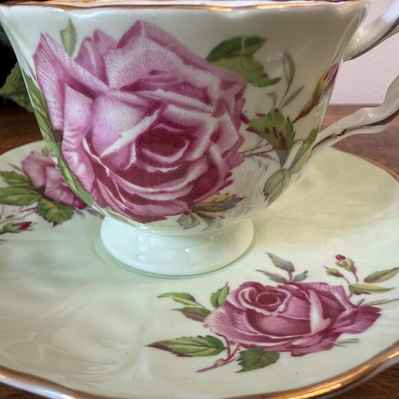 Aynsley Pink Cabbage Rose Teacup and Saucer Bone China England Green Gold Floral - Picture 5 of 7
